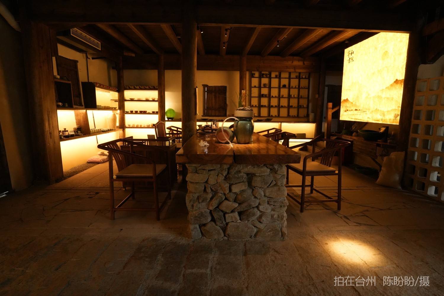 三门亭旁镇宁和书院书吧茶室(图18)