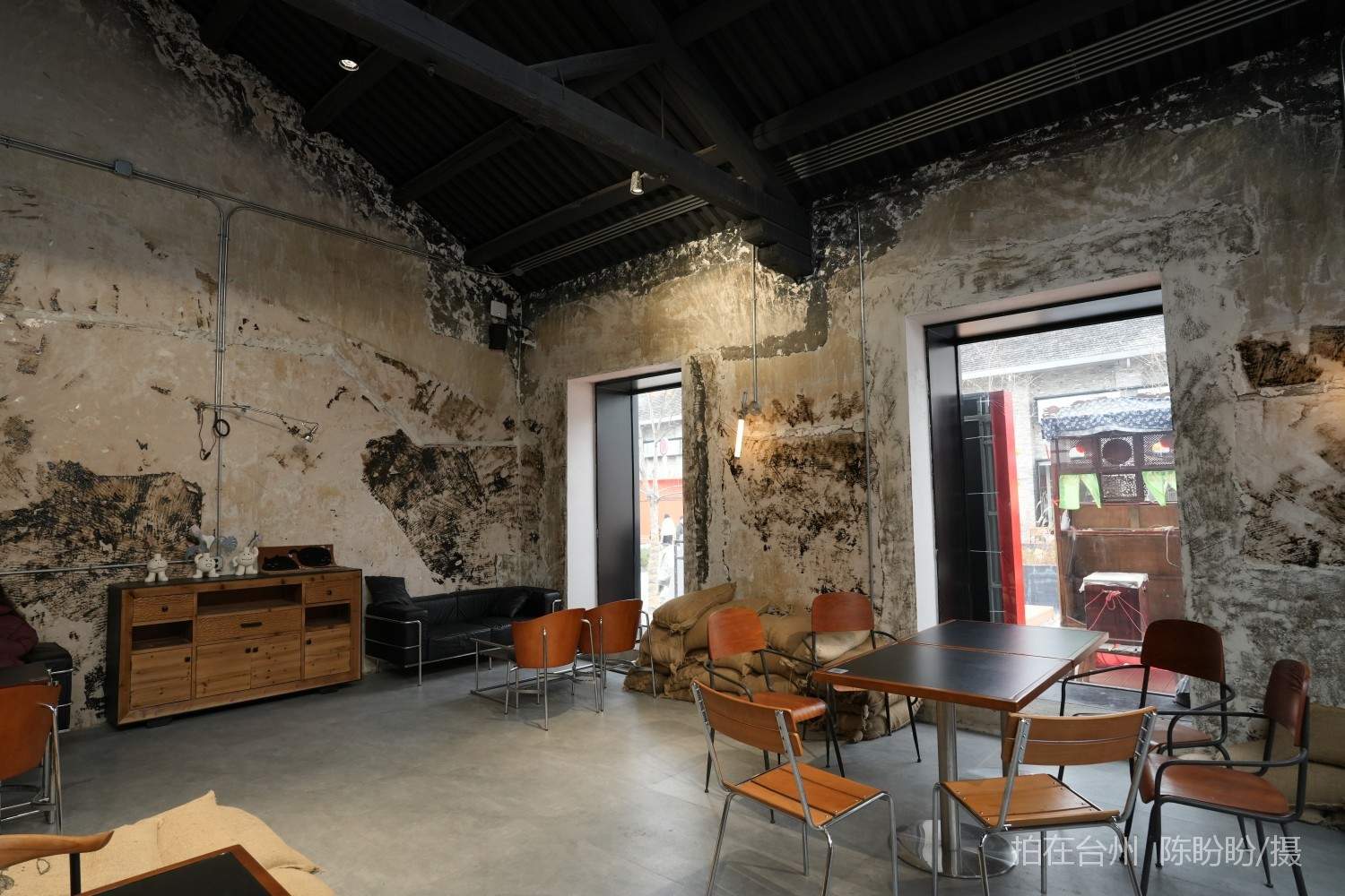 三门亭旁镇宁和咖啡馆(图21)