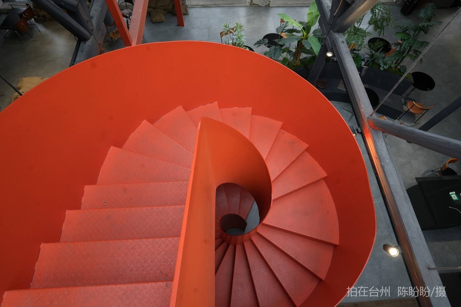 三门亭旁镇宁和咖啡馆(图16)