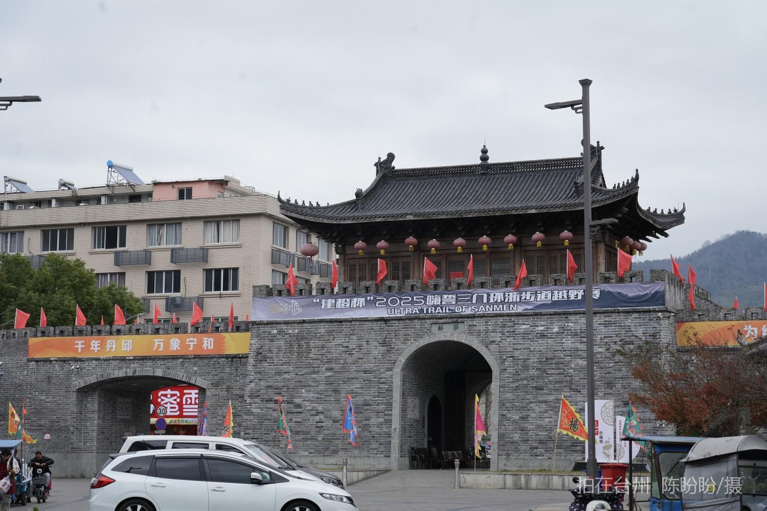 三门亭旁1982红色文化街区(图1)