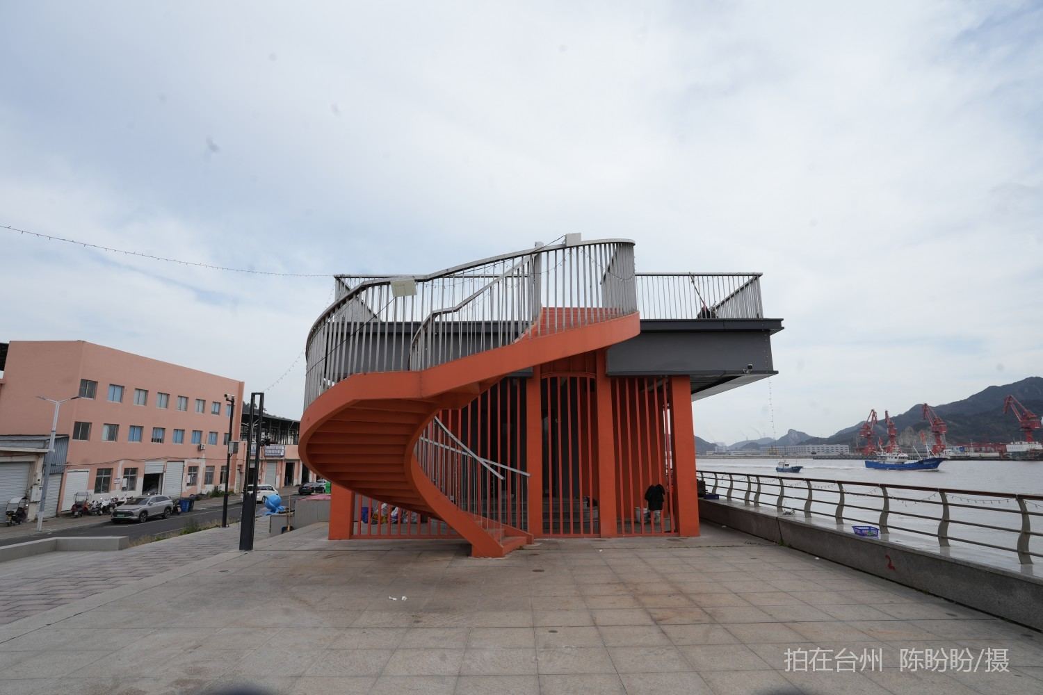 三门健跳小海鲜一条街(图2)