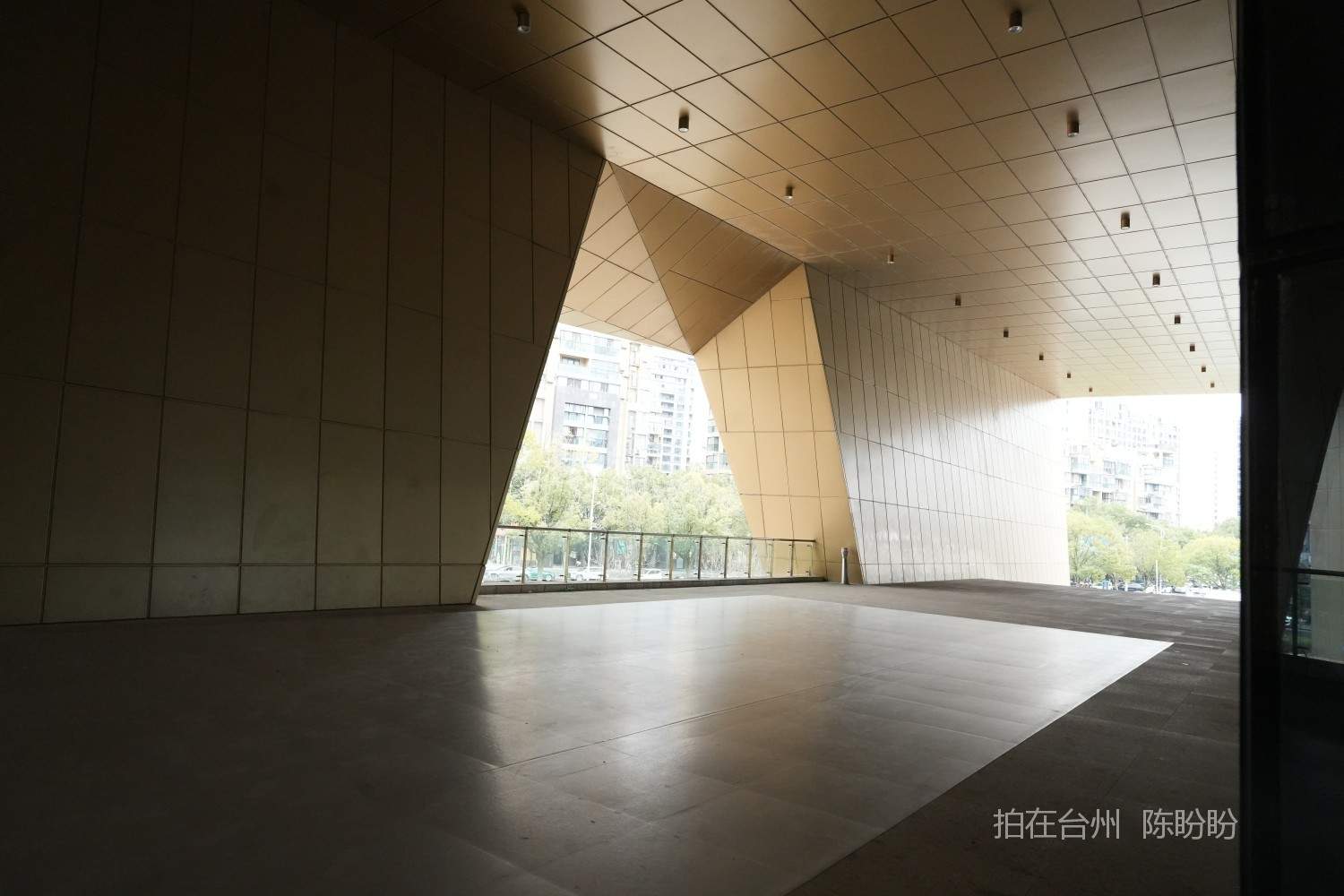 三门大剧院(图6)