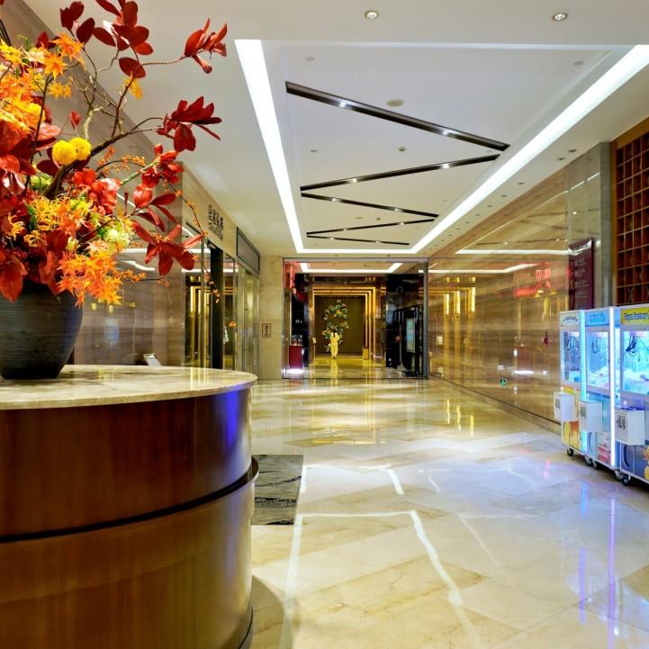 路桥区南官新天地15分钟解锁N种霸总名场面(图22)