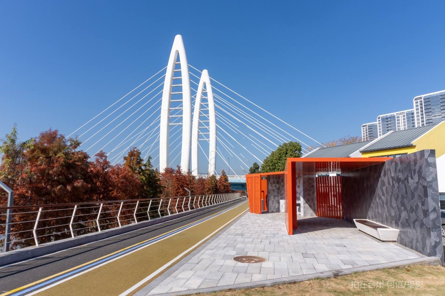 黄岩江口街道设创湾体育馆(图3)