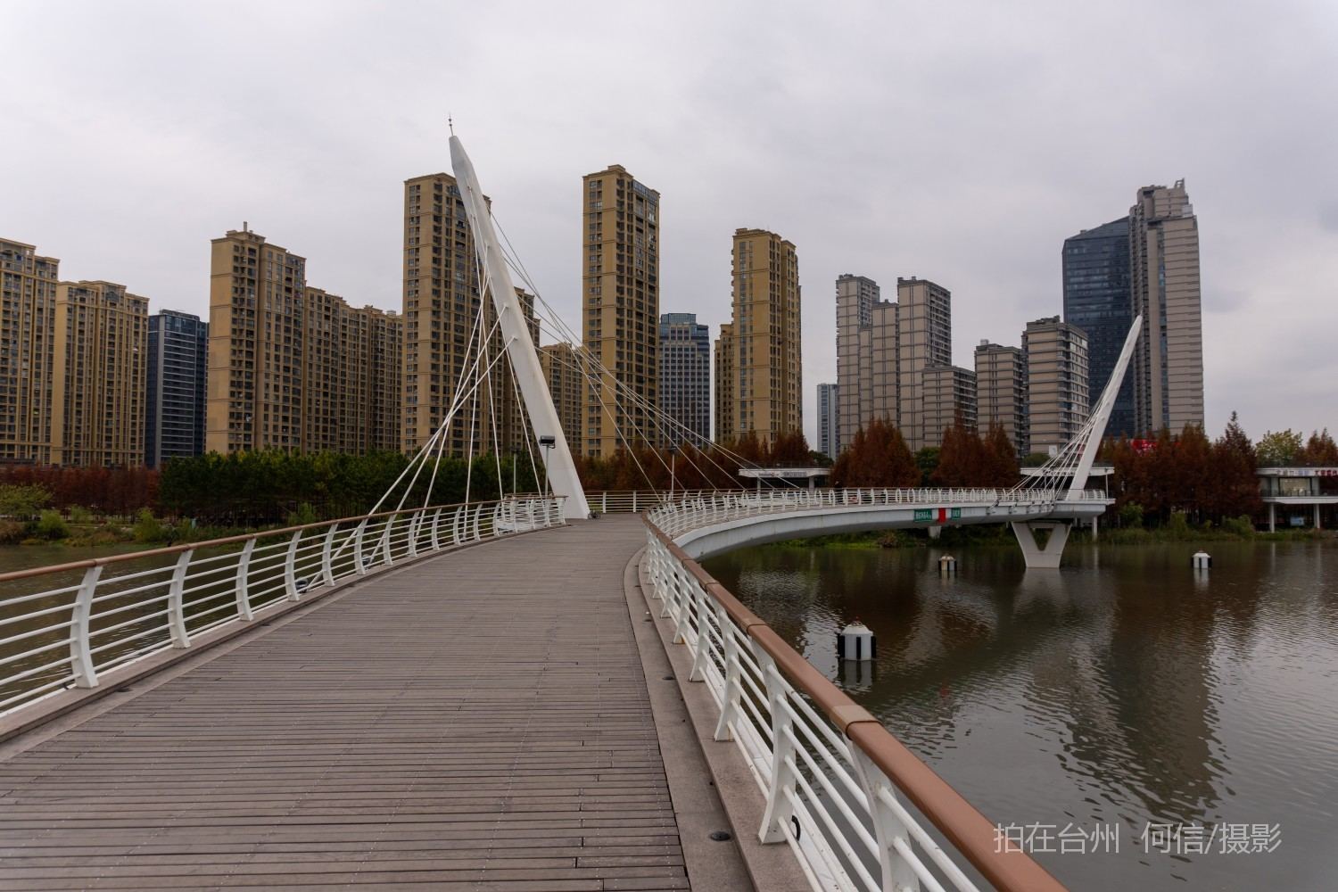 黄岩西城街道永宁公园永宁江河道沿岸大型公园(图3)
