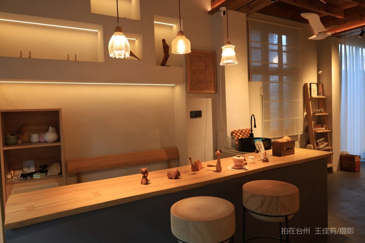 路桥路桥街道 台州原创工匠实木家居体验馆 工艺美术展览(图2)