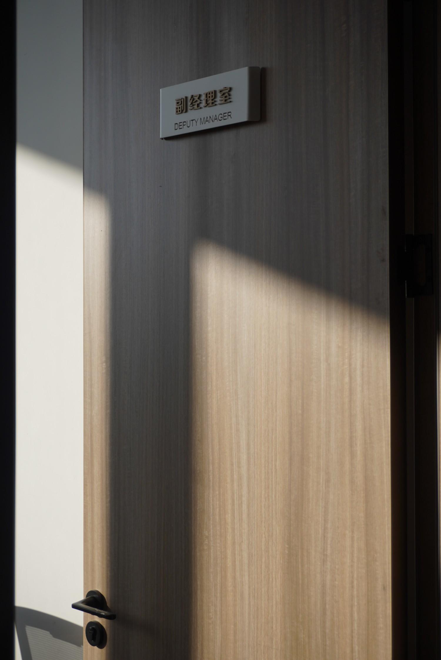 台州湾三甲街道 开投 梦想园区办公空间专景(图6)