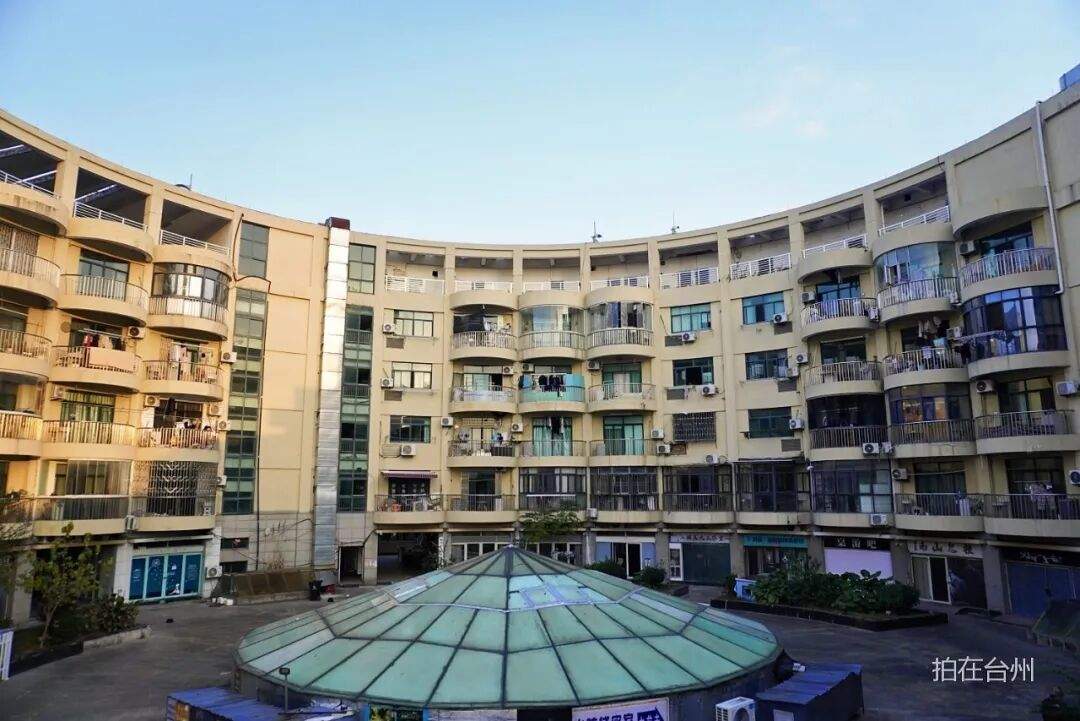 白云街道巨鼎广场商住一体居民楼——都市悬疑影视拍摄基地(图13)