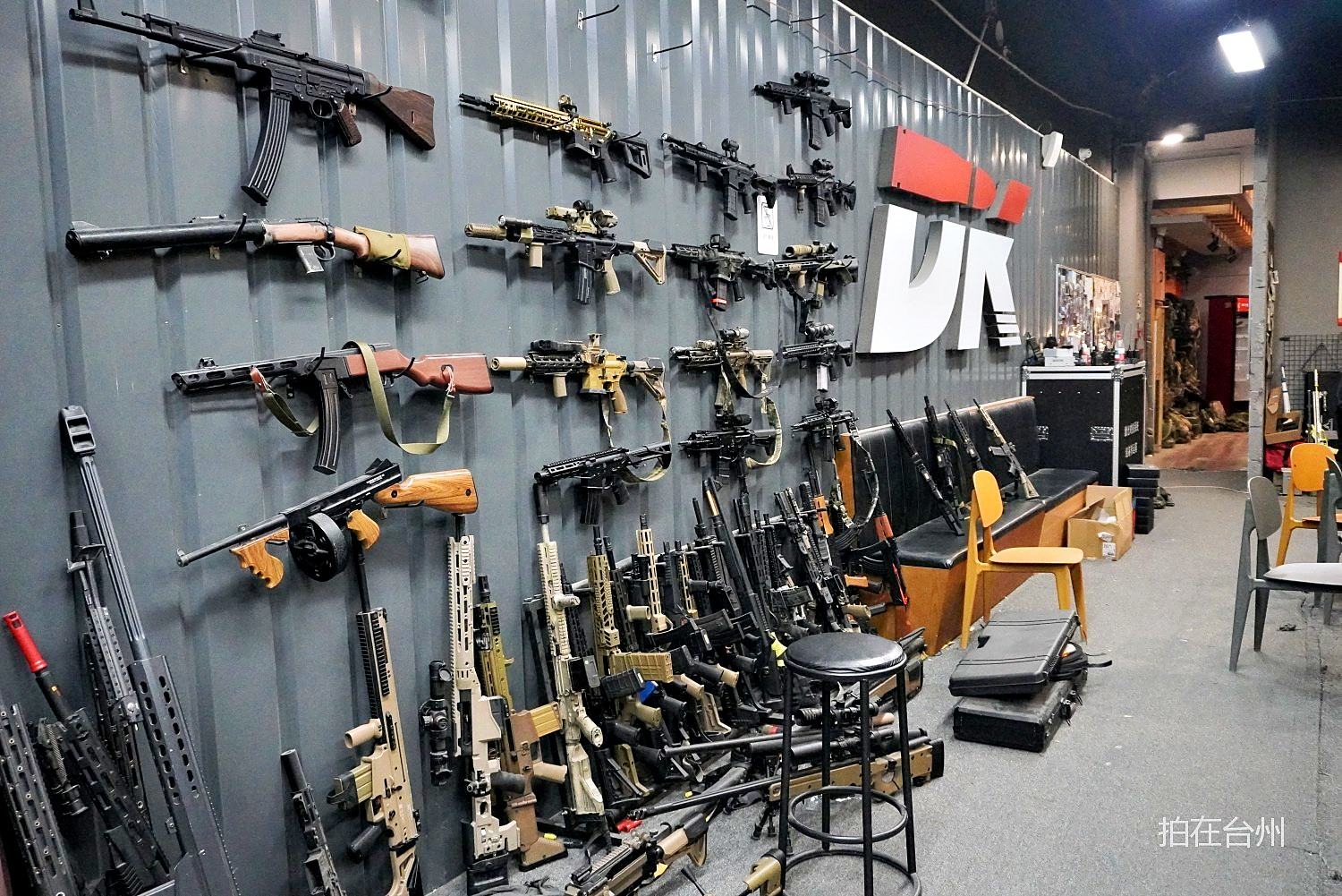 弹壳真人CS俱乐部(现代天地广场店)(图15)