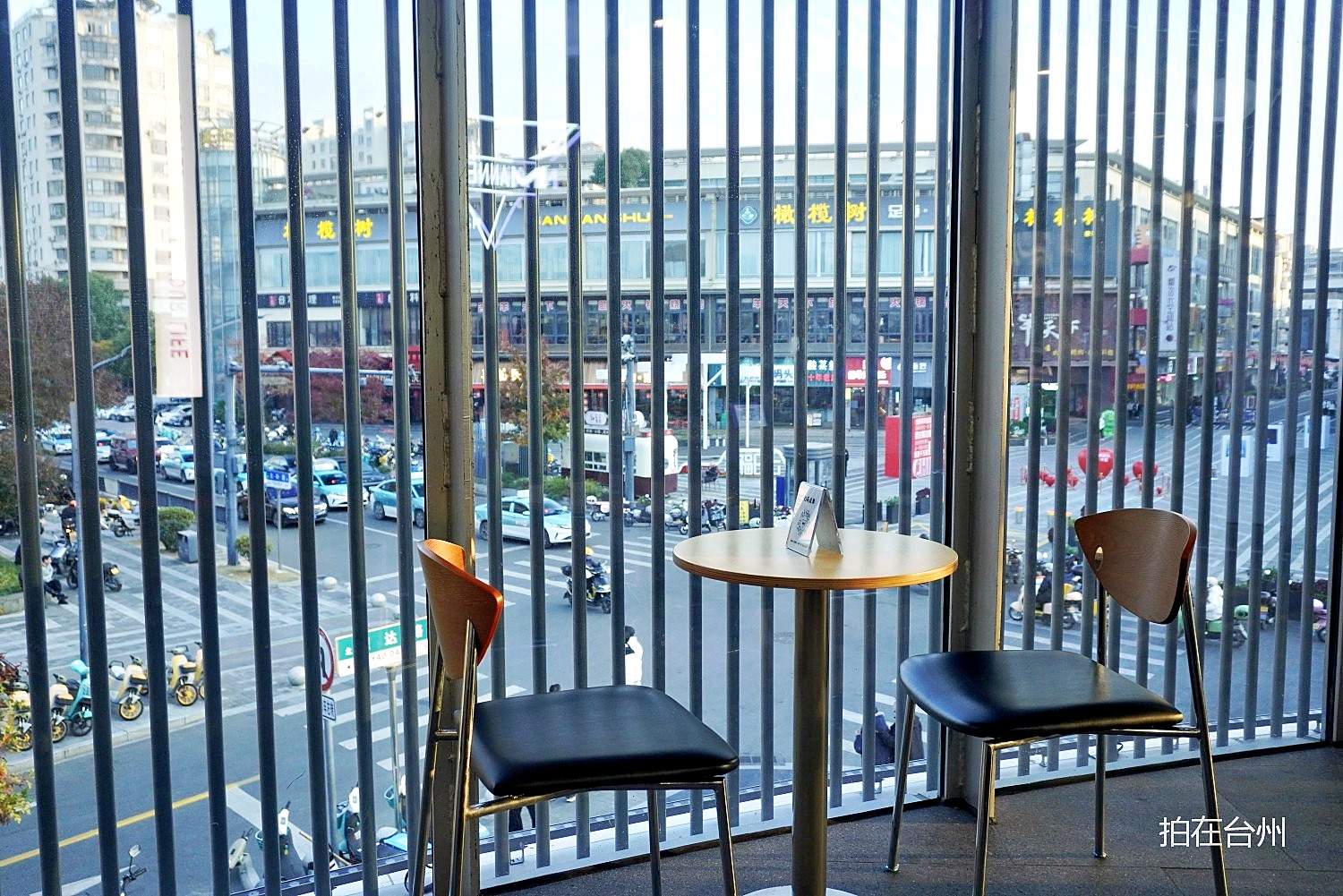 Manner Coffee(台州椒江东商务区店)咖啡厅———都市文艺影视拍摄基地(图19)