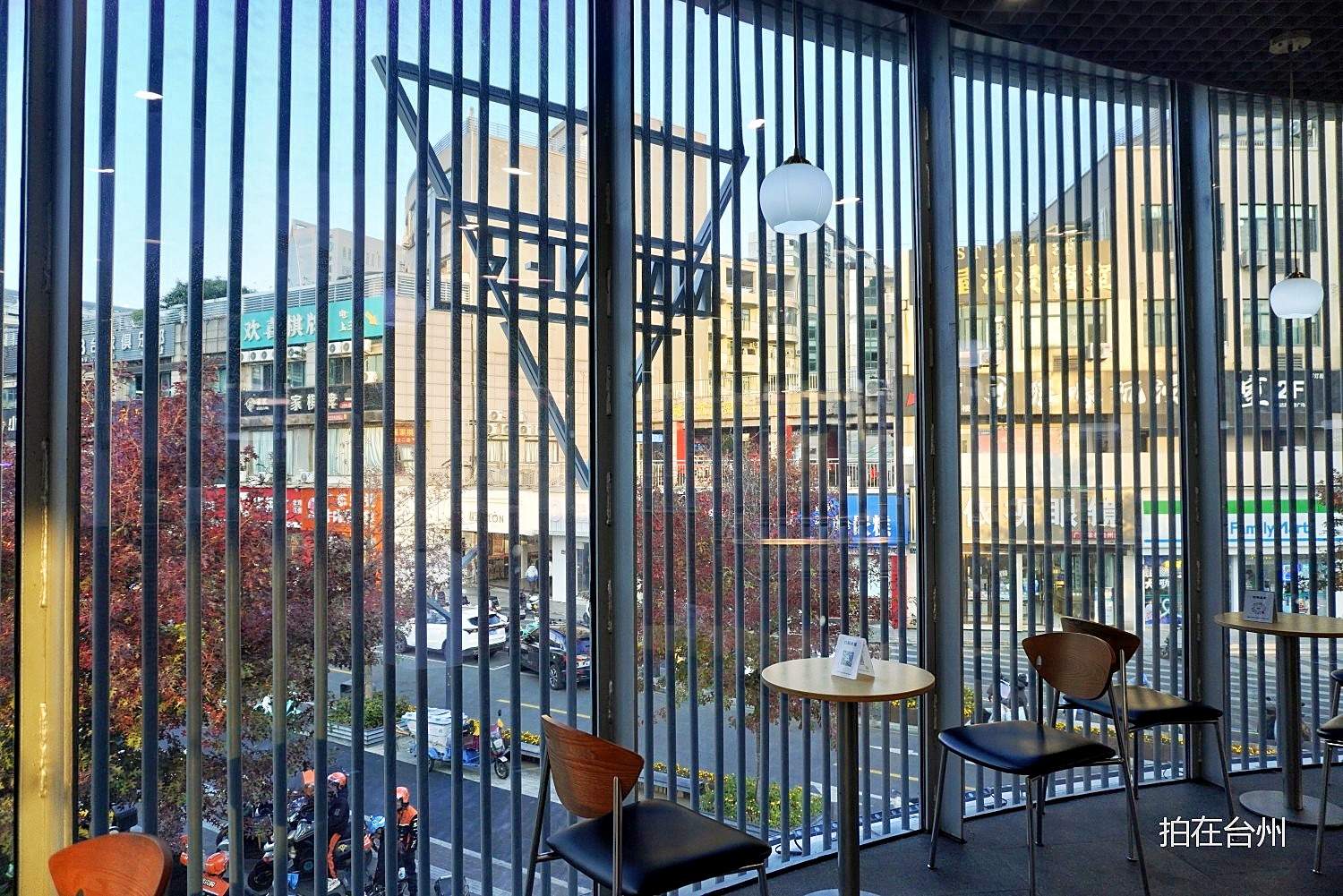 Manner Coffee(台州椒江东商务区店)咖啡厅———都市文艺影视拍摄基地(图21)