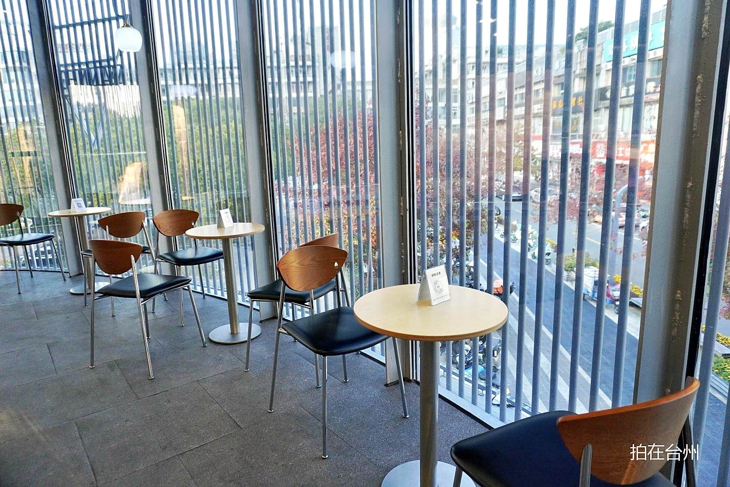 Manner Coffee(台州椒江东商务区店)咖啡厅———都市文艺影视拍摄基地(图20)