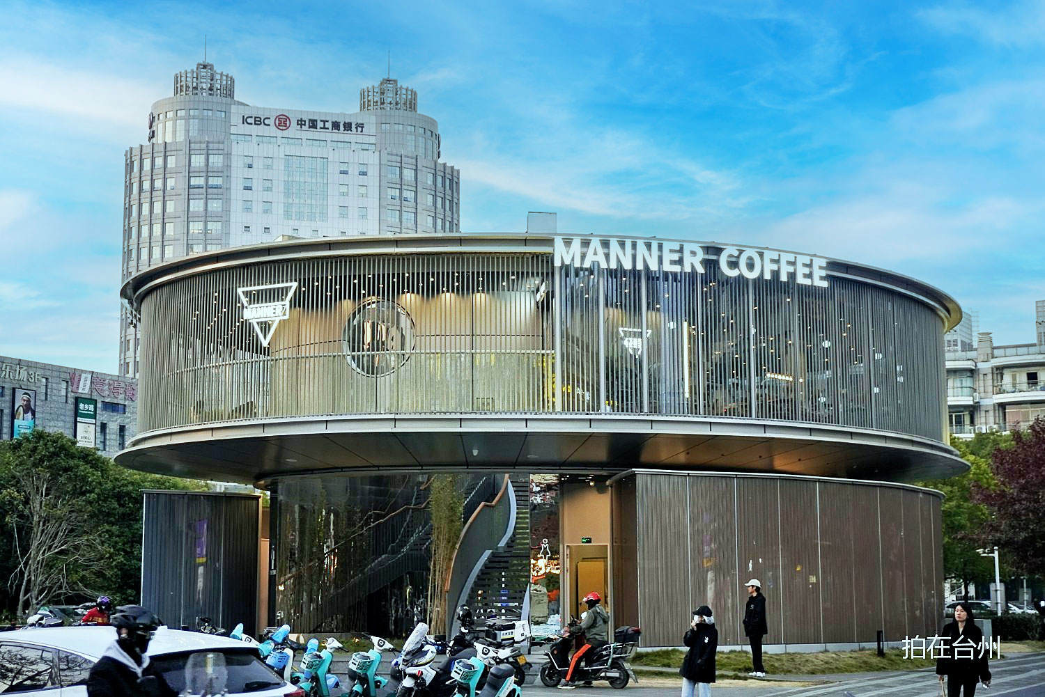 Manner Coffee(台州椒江东商务区店)咖啡厅———都市文艺影视拍摄基地(图23)