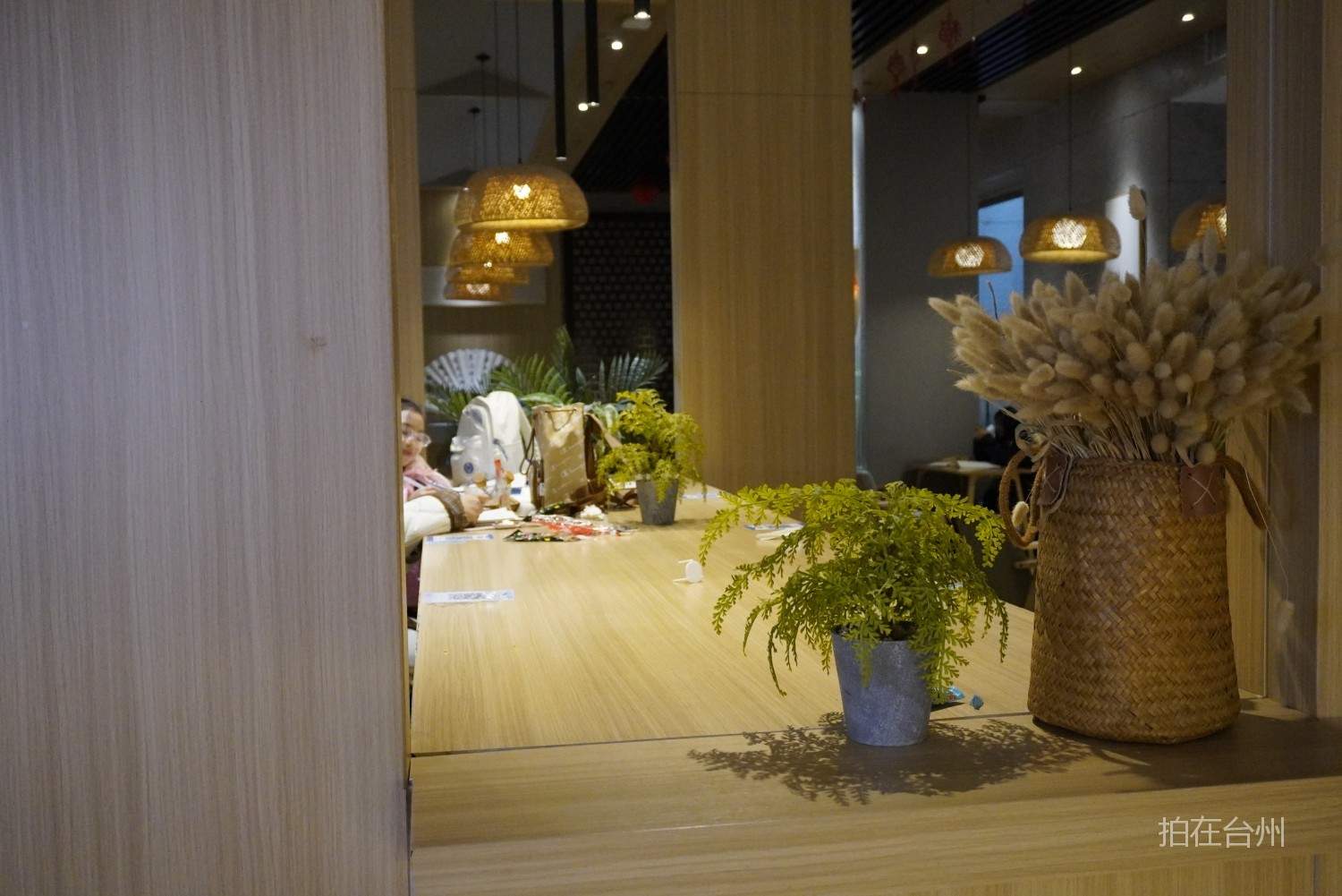 台州市图书馆内上和下睳休闲茶室小超市(图7) 台州市图书馆内上和下睳休闲茶室小超市(图7)