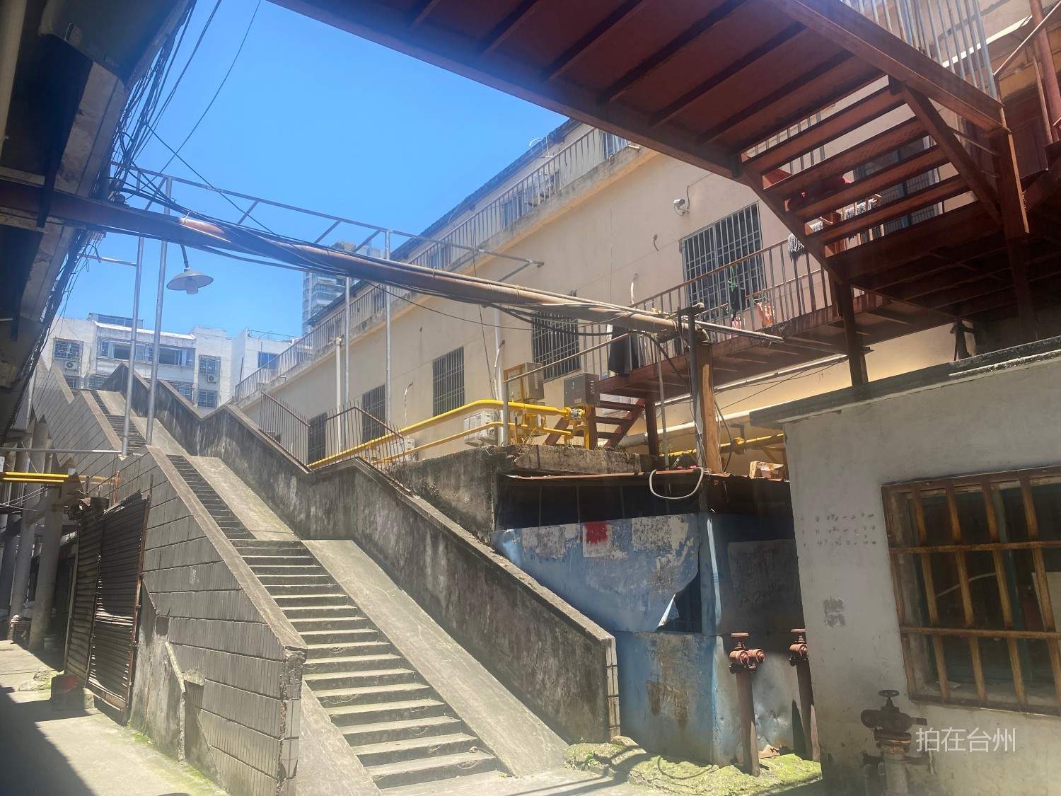 椒江金海商城——90年代市井风貌影视拍摄地(图2)