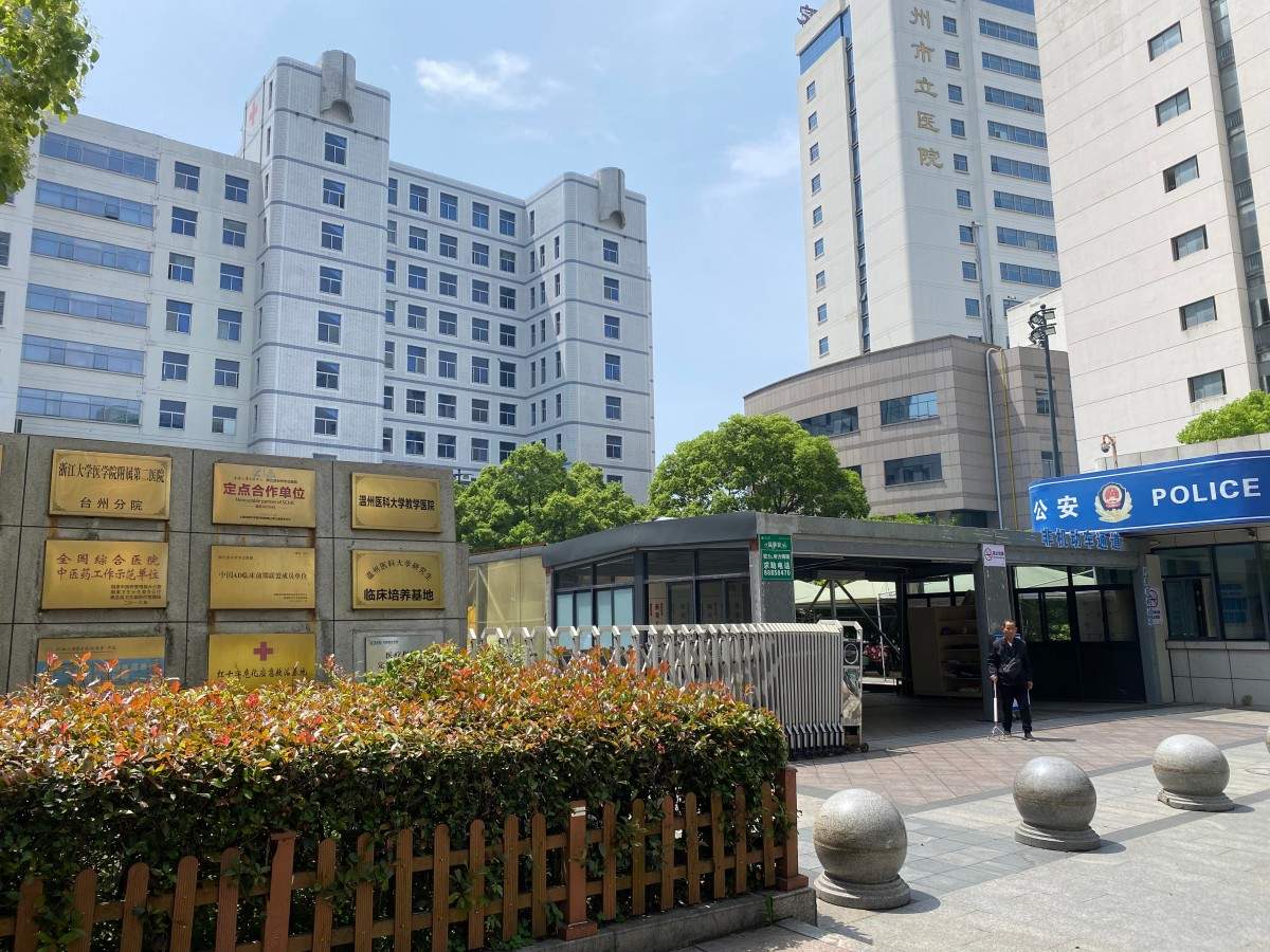 市立医院老院区｜空置病房 长走廊的医院天