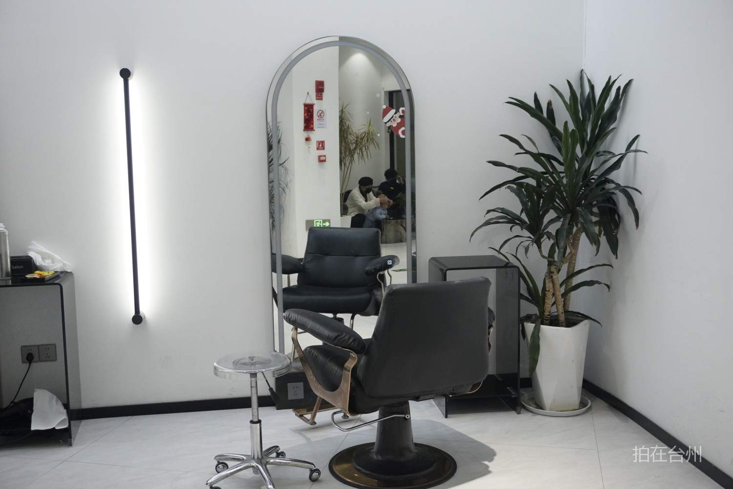 白云街道耀达路心艺salon理发美发店(图4)