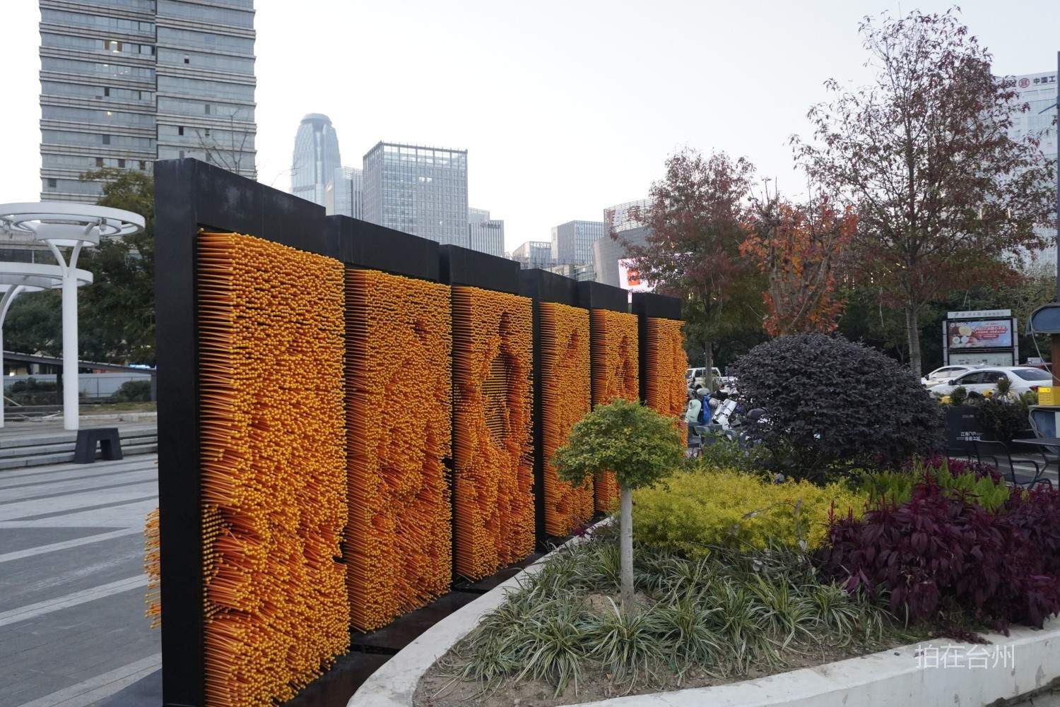 耀达路步行街｜椒江核心商圈的“昼夜双景”影视取景地(图2)