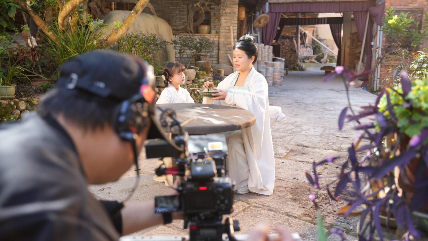 微短剧《恋恋青瓷》：一窑青瓷，牵起古今的