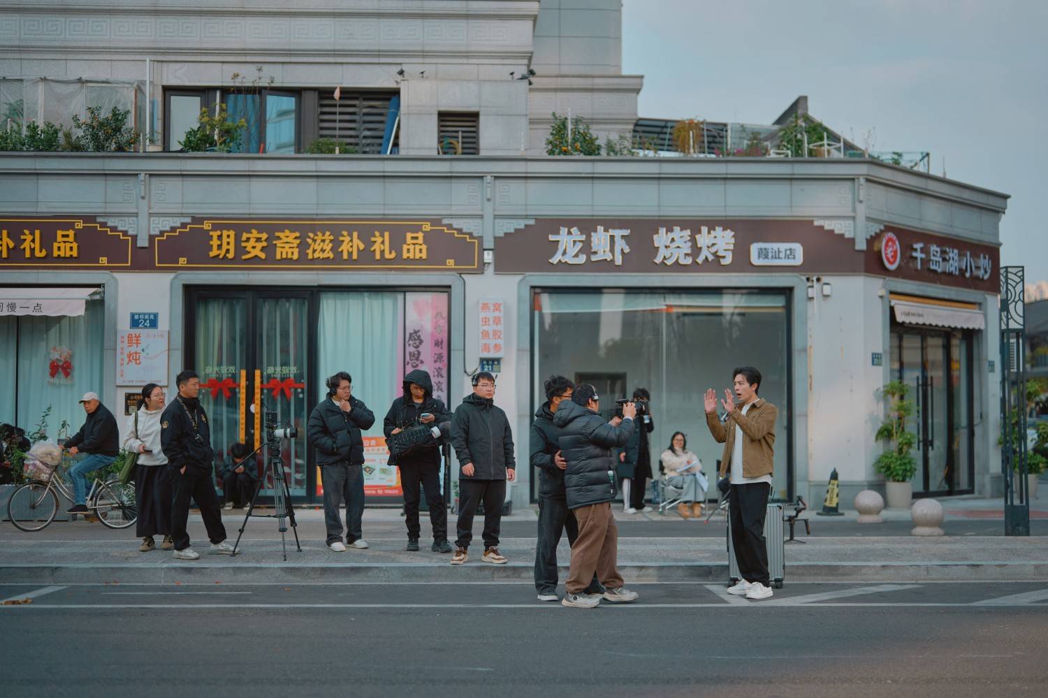 微短剧《恋恋青瓷》：一窑青瓷，牵起古今的非遗浪漫(图9)