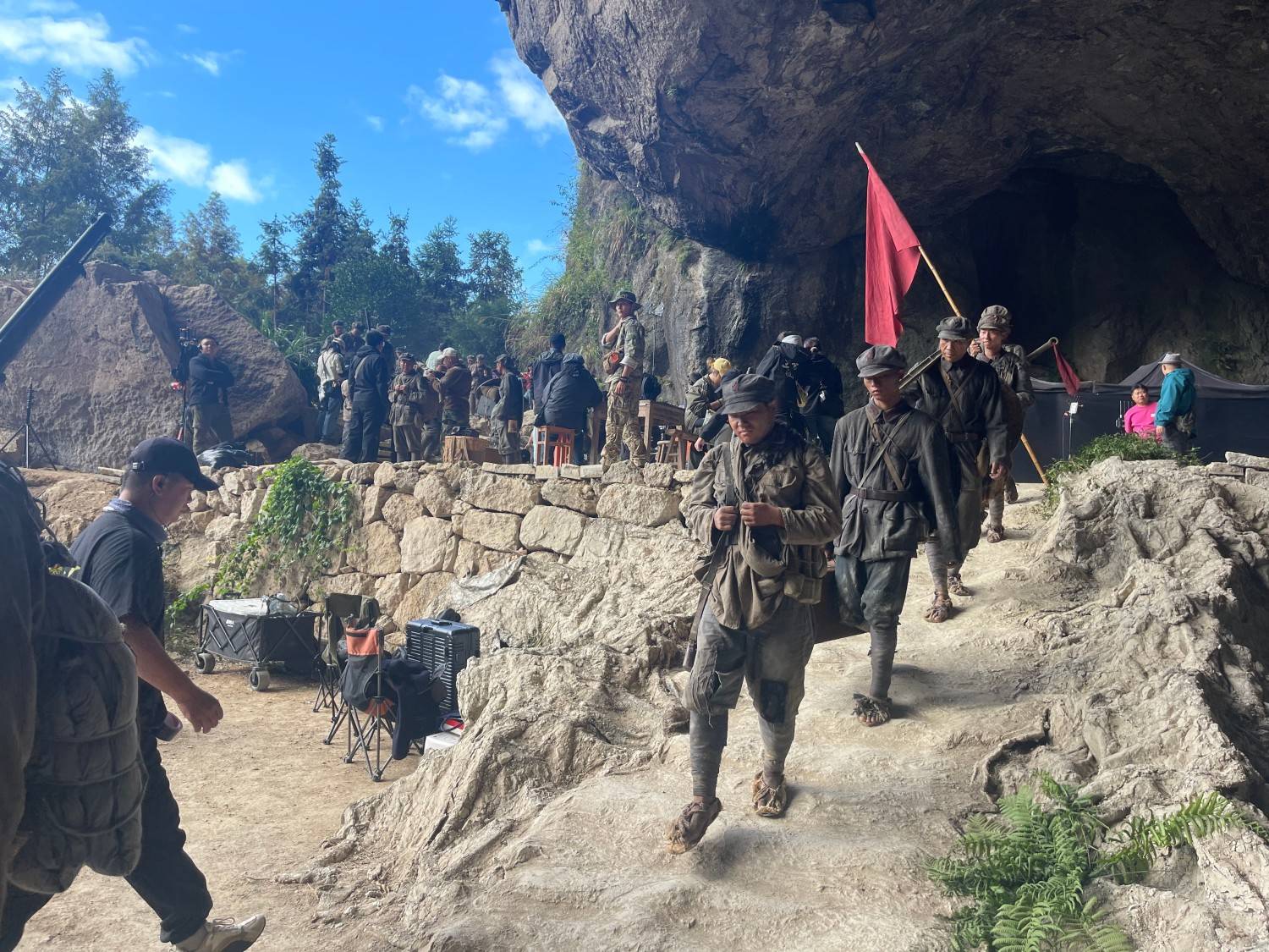 重点革命历史剧《伟大的长征》台州取景拍摄圆满收官(图11)