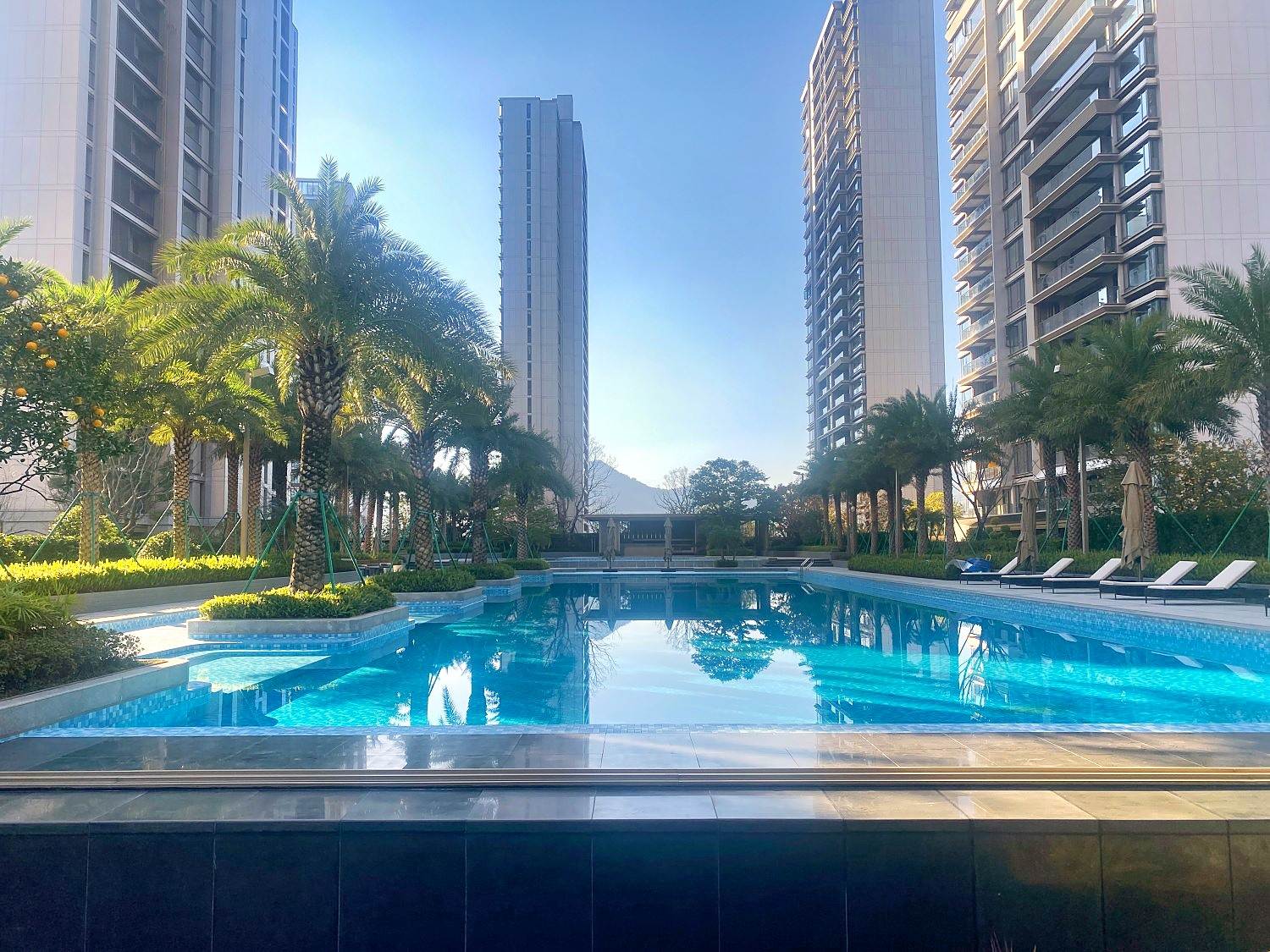 海月和鸣小区会所——现代高端住宅影视拍摄基地 豪宅 小区 游泳池(图13)