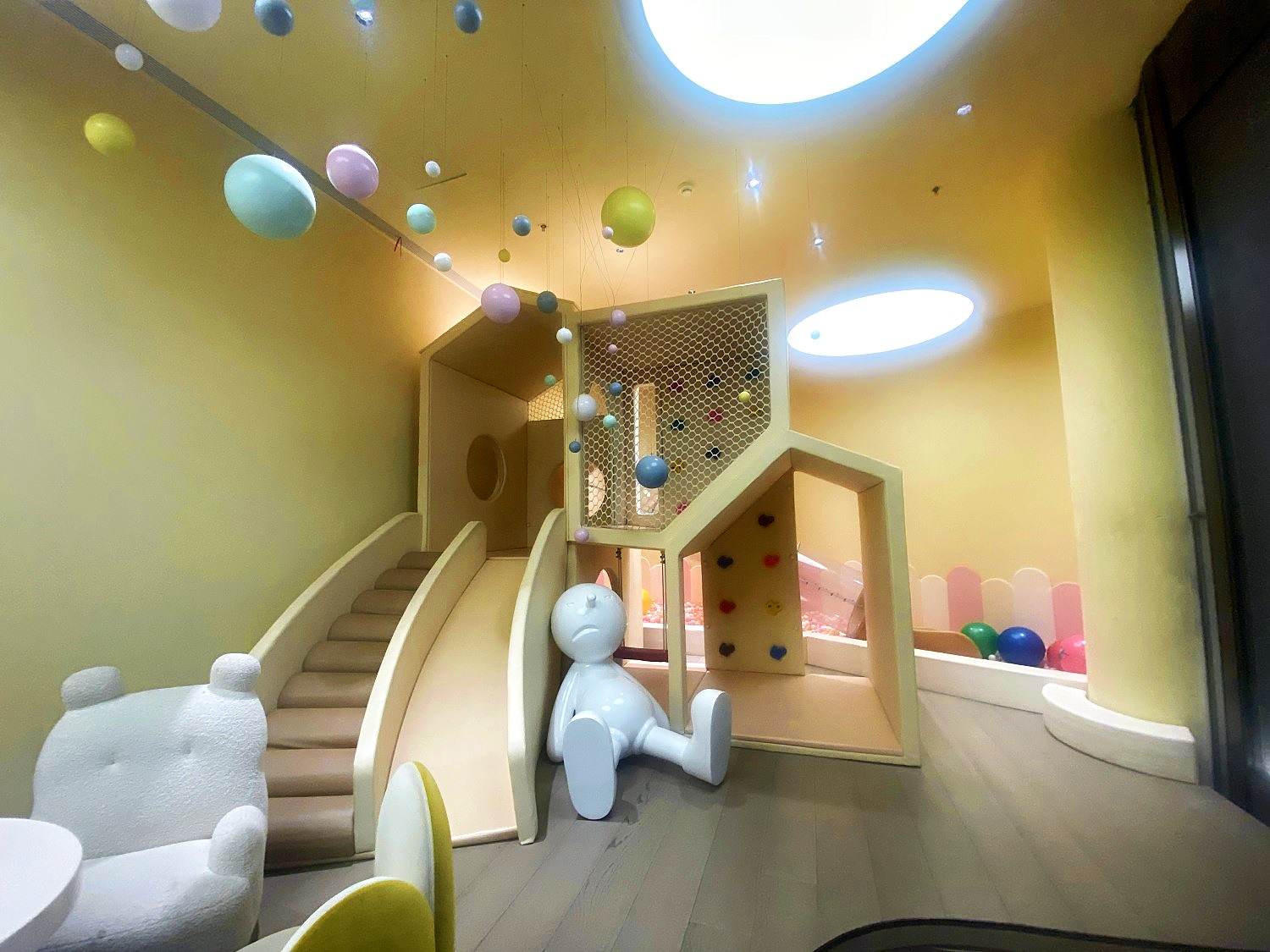 海月和鸣小区会所——现代高端住宅影视拍摄基地 豪宅 小区 游泳池(图17)