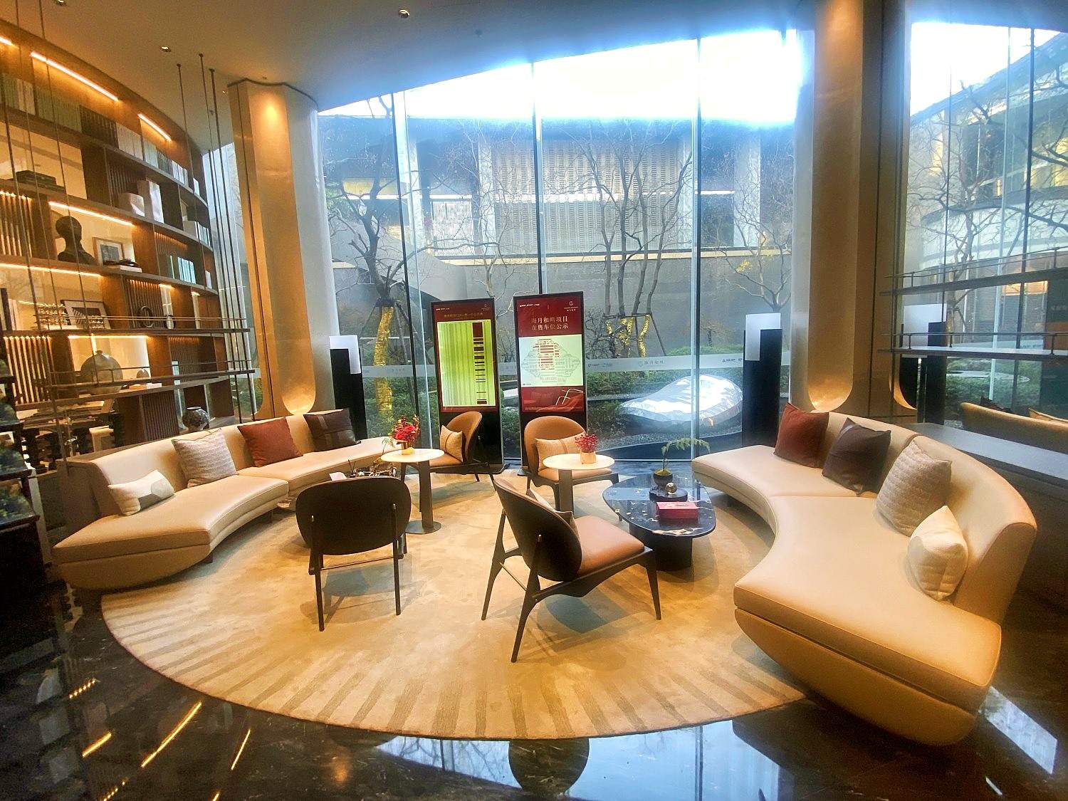 海月和鸣小区会所——现代高端住宅影视拍摄基地 豪宅 小区 游泳池(图20)