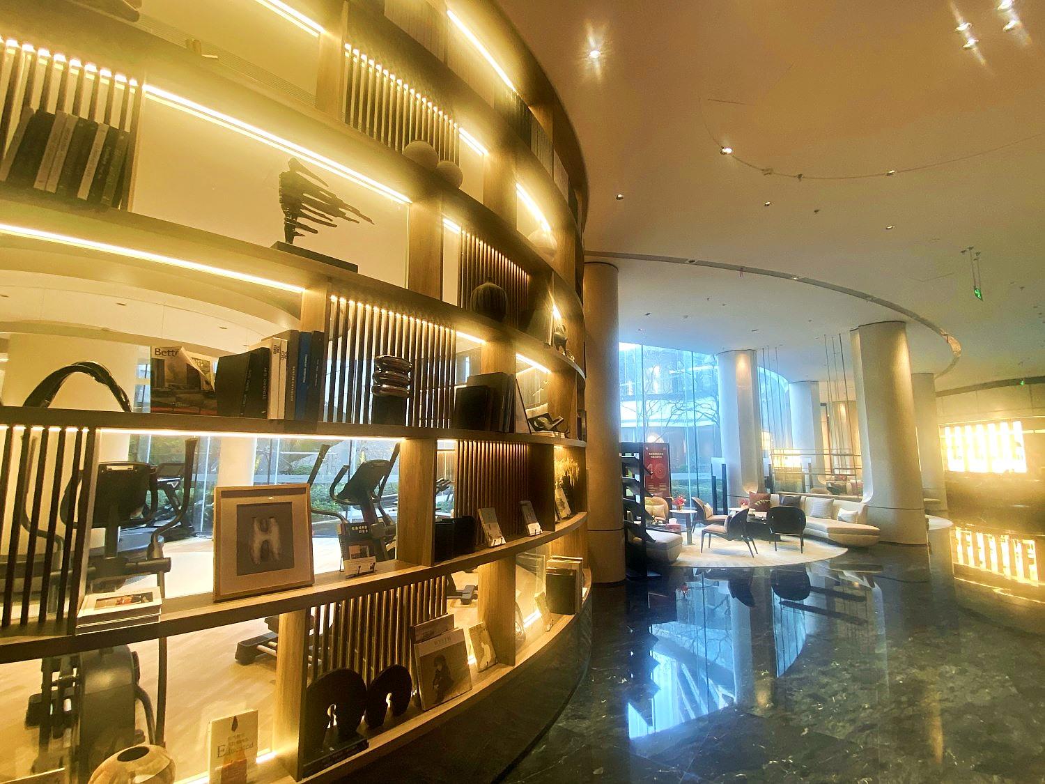 海月和鸣小区会所——现代高端住宅影视拍摄基地 豪宅 小区 游泳池(图22)