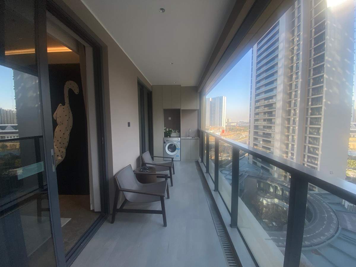 洪家海月和鸣小区128平方四室两厅两卫 民房豪宅套间商品房(图5)