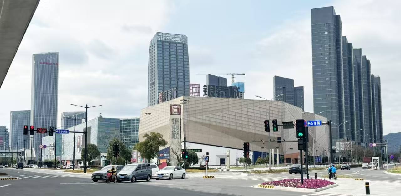 椒江洪家街道台州银泰城商业综合体商场商业街办公楼(图13)