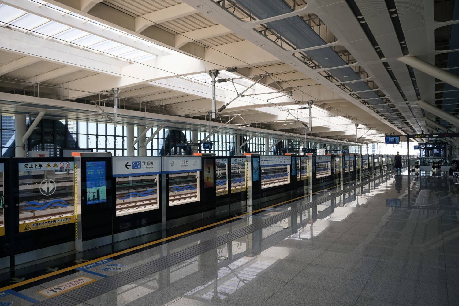 台州市椒江区市域铁路S1号线汇丰路地铁站(图1)