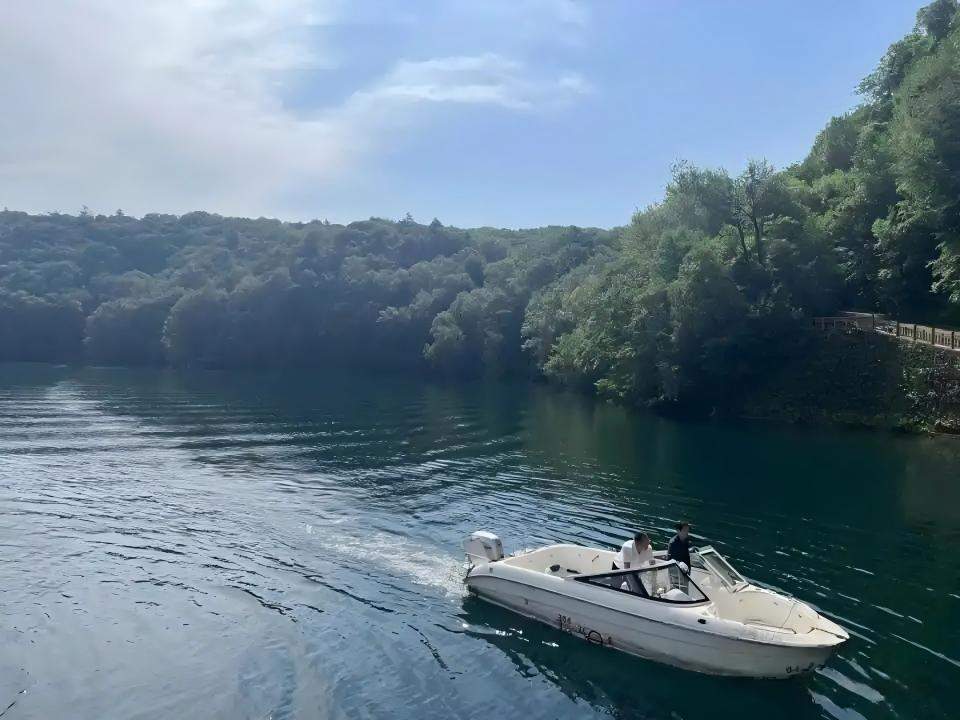 通化三角龙湾风景区 | 火山湖群影视拍摄自然生态基地(图2)