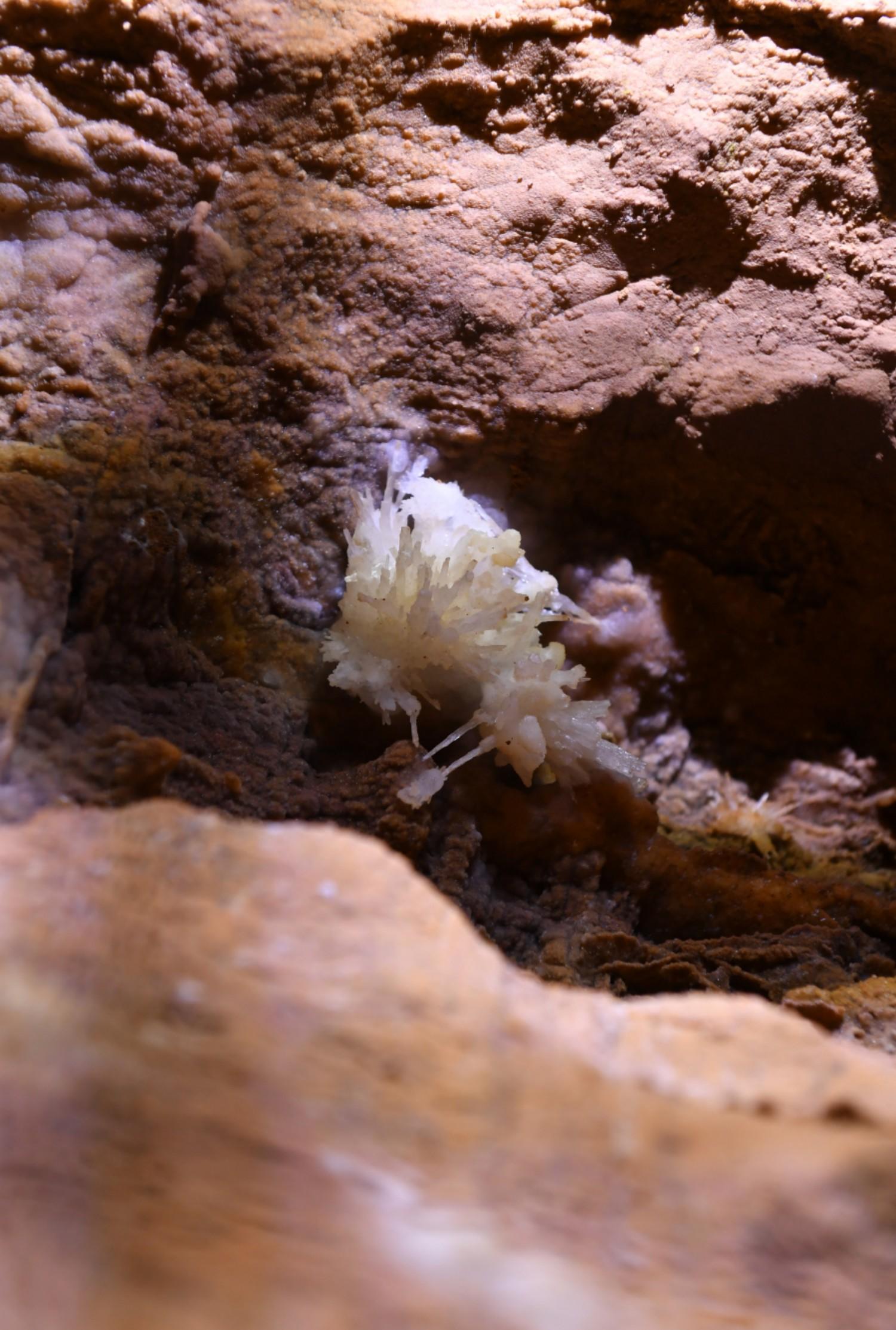 吉林通化溶洞景区 - 东北石冰花地质遗迹 影视拍摄一站式取景地(图12)