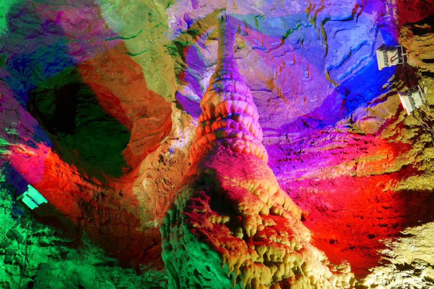 吉林通化溶洞景区 - 东北石冰花地质遗迹 影视拍摄一站式取景地(图24)