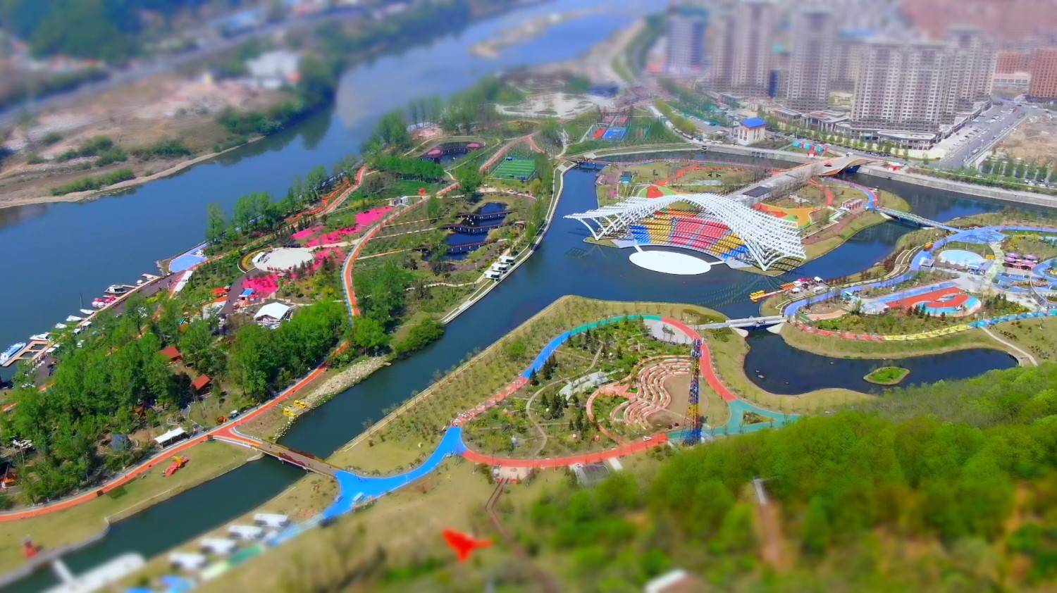 佟佳江旅游度假区：四季皆宜的影视拍摄胜地