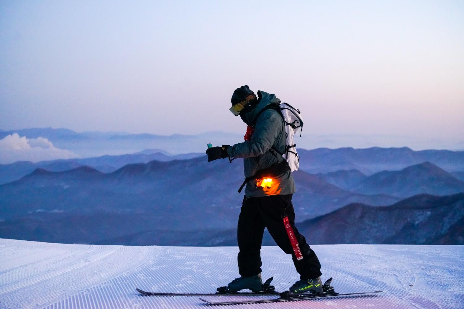 吉林通化万峰通化滑雪度假区：冰雪运动与影视拍摄的完美融合(图3)
