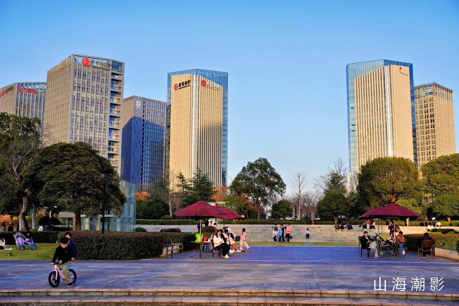 台州和合公园——湖光林影 + CBD 背景，一站式适配多元拍摄场景(图2)