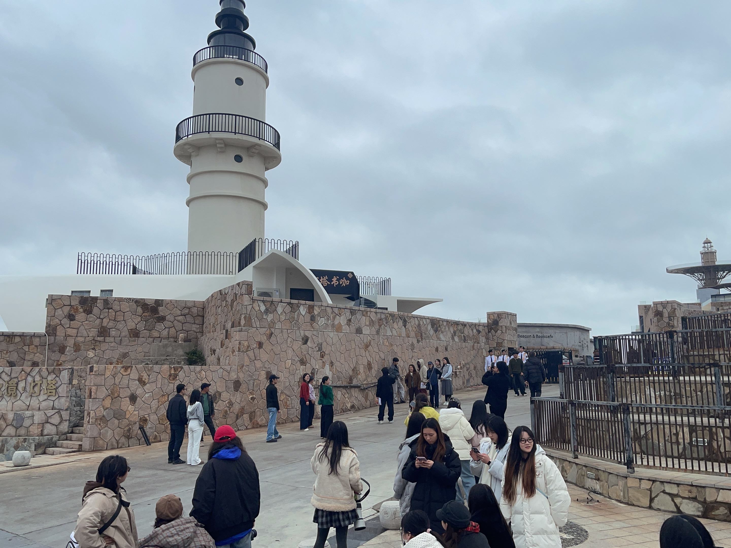 青春微短剧《放羊的星星》在浙江省台州温岭石塘开机拍摄(图7)