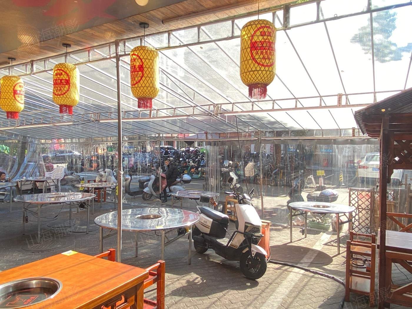 明椒江新世纪商城牛鲜生潮汕牛肉火锅 内外双场景，适配都市生活、美食题材等多类型取景需求 餐厅中餐(图11)