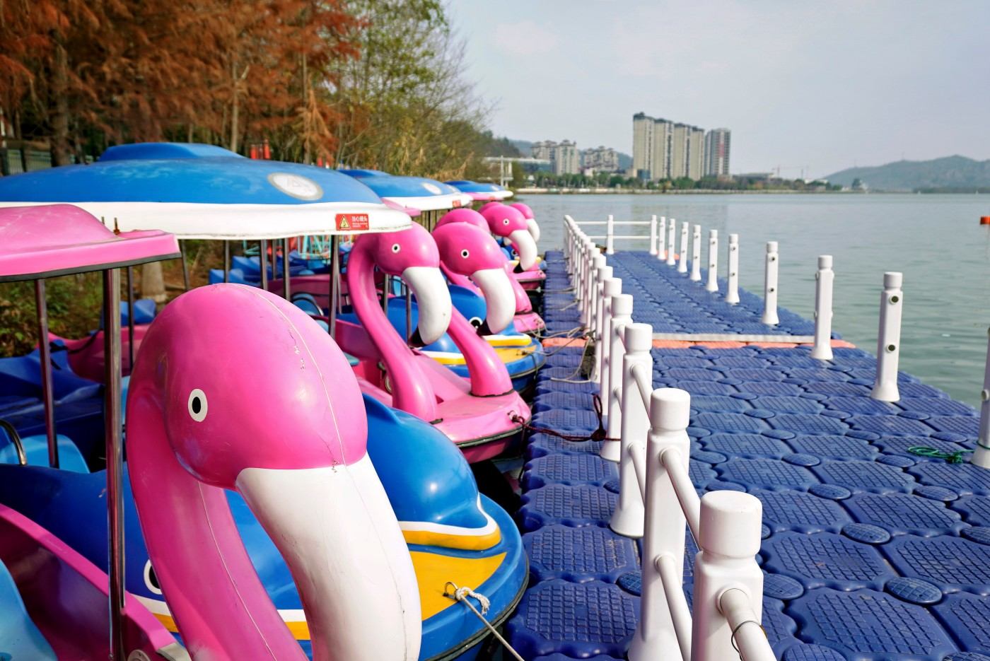 藏在永安溪畔的“水上影棚”——烟霞湖游客码头影视拍摄全攻略 治愈系列(图11)