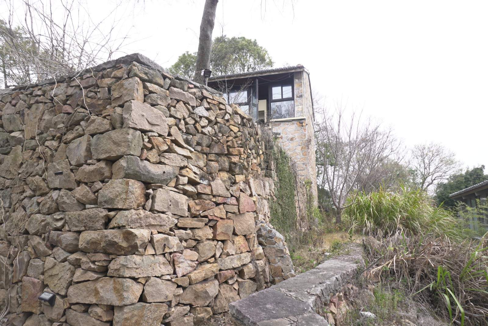 玉环福里山舍海湾度假村：海岛崖壁上的影视美学秘境(图20)