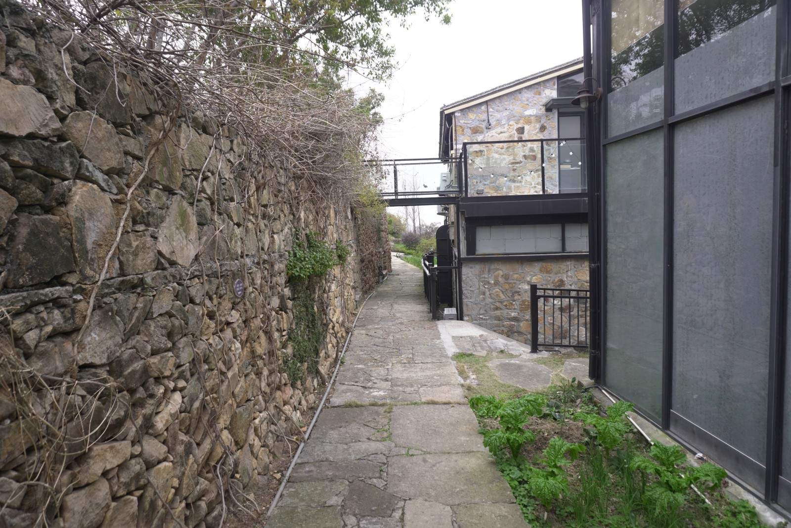 玉环福里山舍海湾度假村：海岛崖壁上的影视美学秘境(图32)