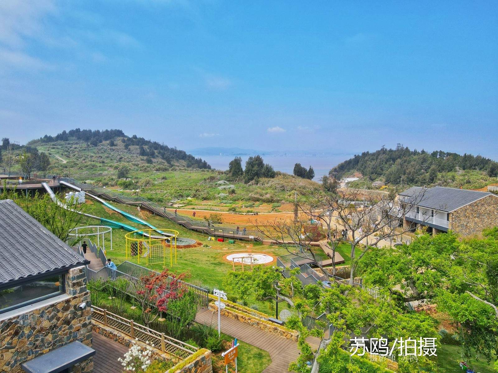 探秘鸡山乡大火车忘忧村,石屋、花田、海景一站式满足取景需求 海洋治愈(图7) 探秘鸡山乡大火车忘忧村,石屋、花田、海景一站式满足取景需求 海洋治愈(图7)